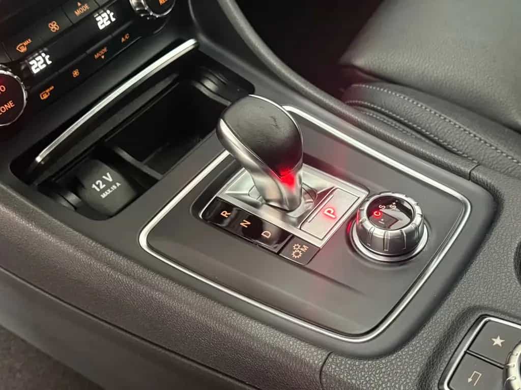 Mercedes-Benz A-Class 45 AMG 4Matic*P-ABGAS*B&O*MEMORY*KEY*Alu"19* 12/2017-photo-9