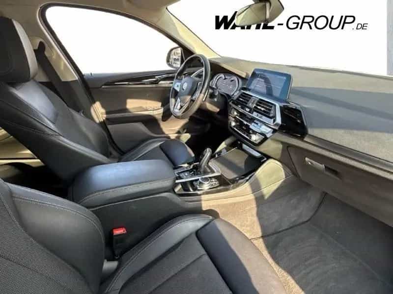 BMW X4 xDrive20d xLine LED Standhzg. RFK Klimaaut. 10/2019-photo-9