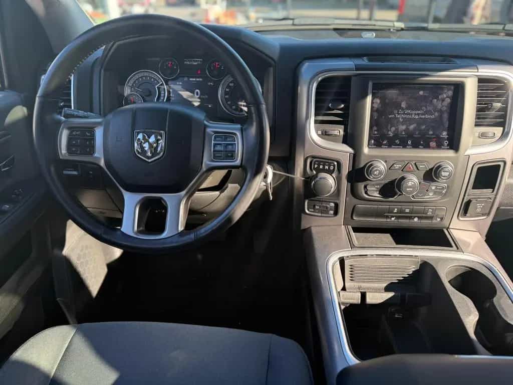 Dodge RAM 1500 SLT Classic 5.7 V8 4x4 unfallfrei 1.HD 08/2024-photo-18