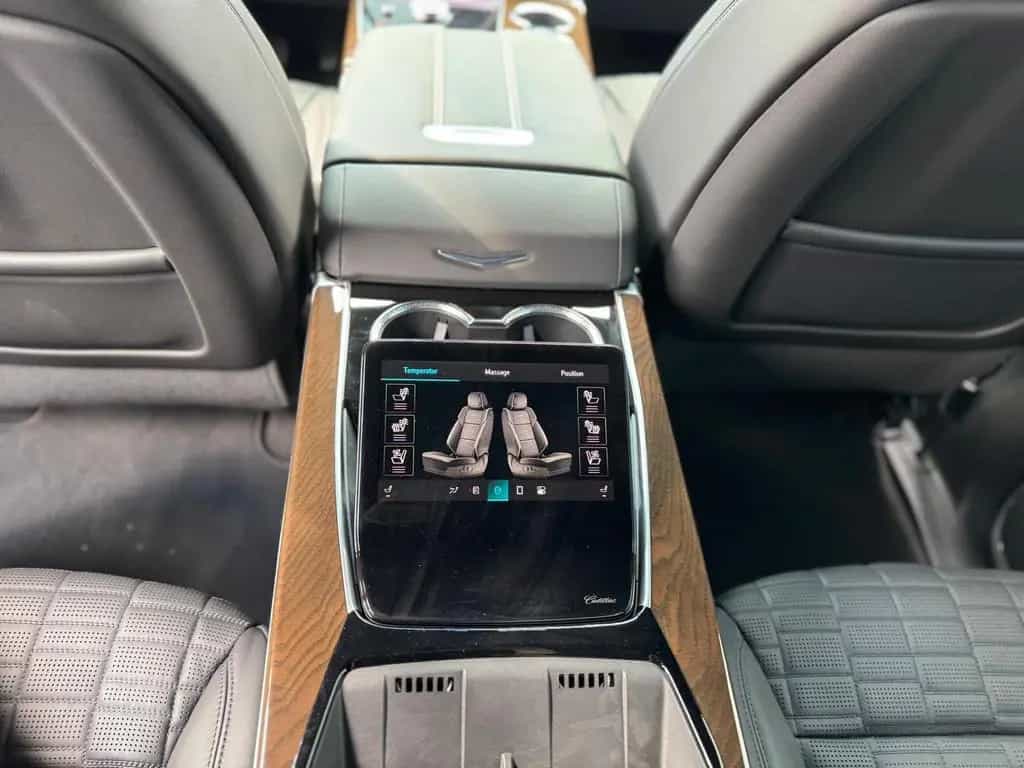 Cadillac Escalade ESV 6.2 V8 Platinum Sport 2026 ABV +24" null-photo-25