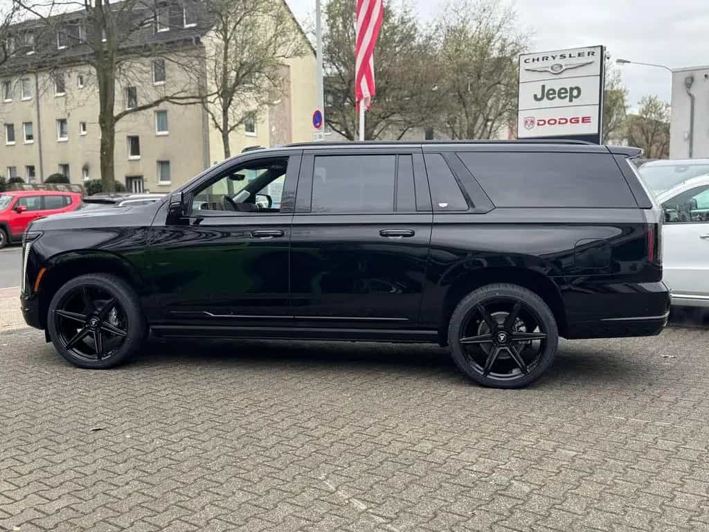 Cadillac Escalade ESV 6.2 V8 Platinum Sport 2026 ABV +24" null-photo-8