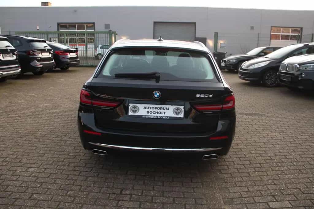 BMW 5 Series 520 d Luxury Line, Laser, HUD, 360,stndhz, Exclu 09/2021-photo-4