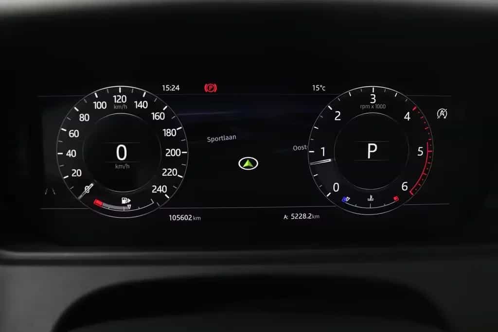 Land Rover Range Rover Rover Velar 2.0 I4 AWD R-Dynamic HSE | pan 07/2017-photo-19