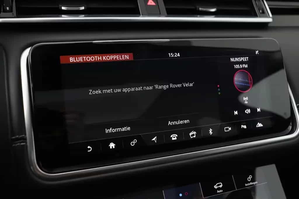 Land Rover Range Rover Rover Velar 2.0 I4 AWD R-Dynamic HSE | pan 07/2017-photo-23