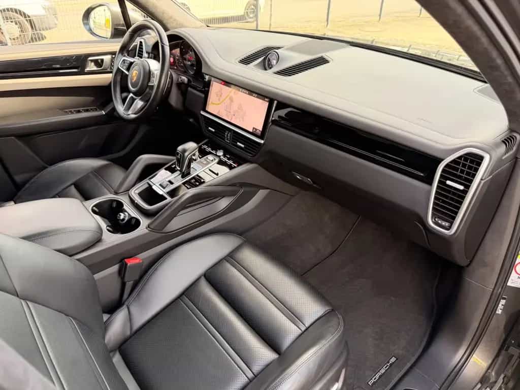 Porsche Cayenne GTS APPROVED 10/28+PANO+MATRIX+BOSE+1.HD 12/2020-photo-18