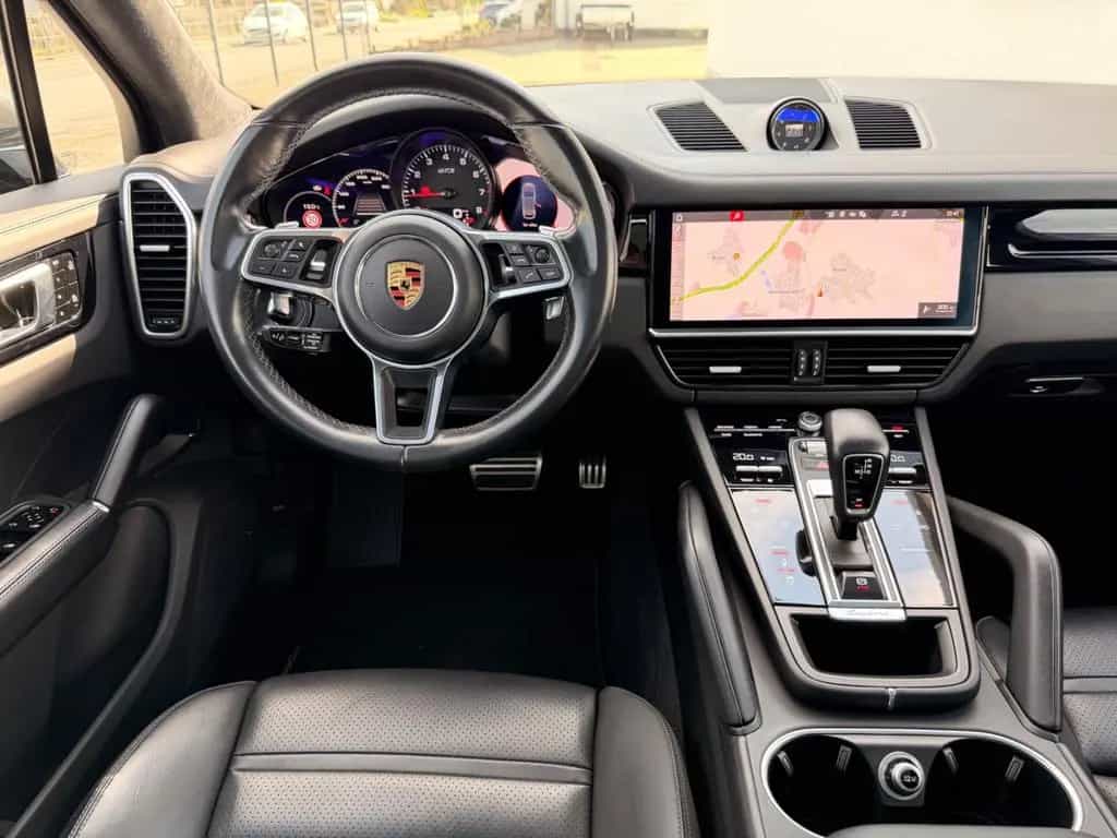 Porsche Cayenne GTS APPROVED 10/28+PANO+MATRIX+BOSE+1.HD 12/2020-photo-21