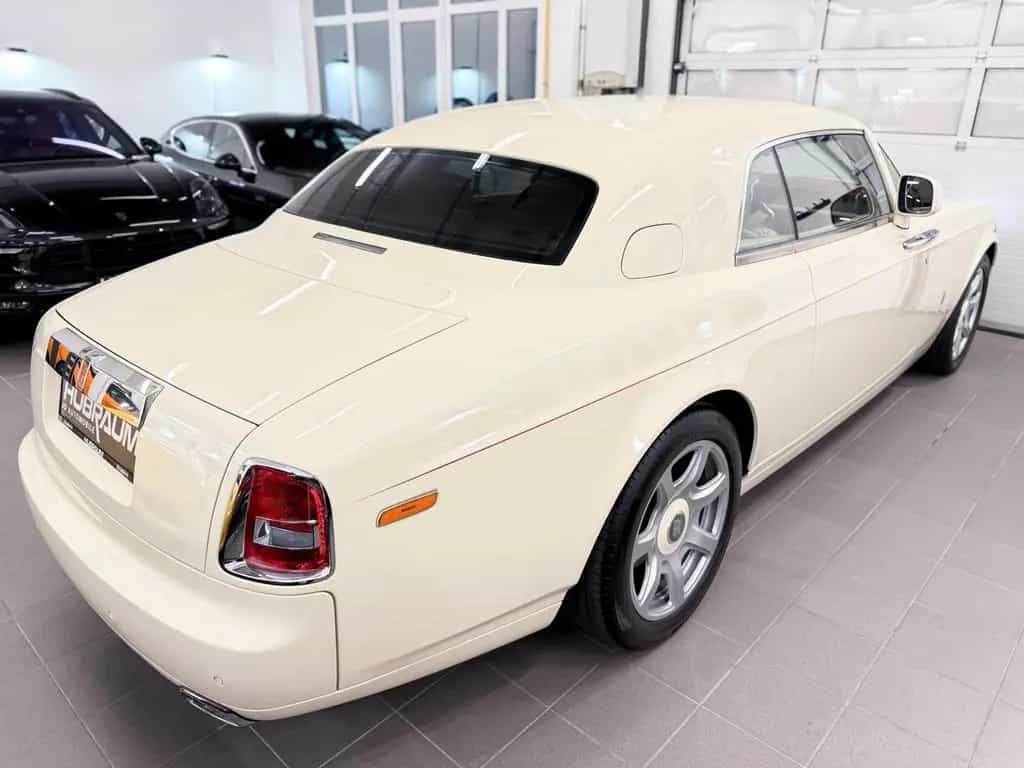 Rolls-Royce Phantom Coupé Coachline Chardonnay Metallic 07/2011-photo-15