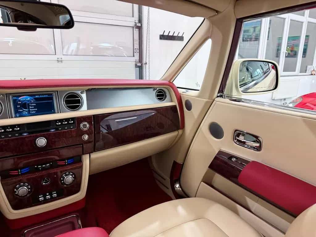 Rolls-Royce Phantom Coupé Coachline Chardonnay Metallic 07/2011-photo-35