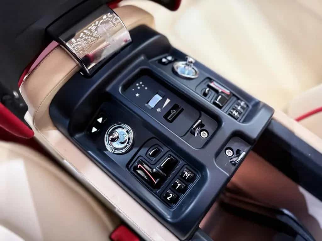 Rolls-Royce Phantom Coupé Coachline Chardonnay Metallic 07/2011-photo-41