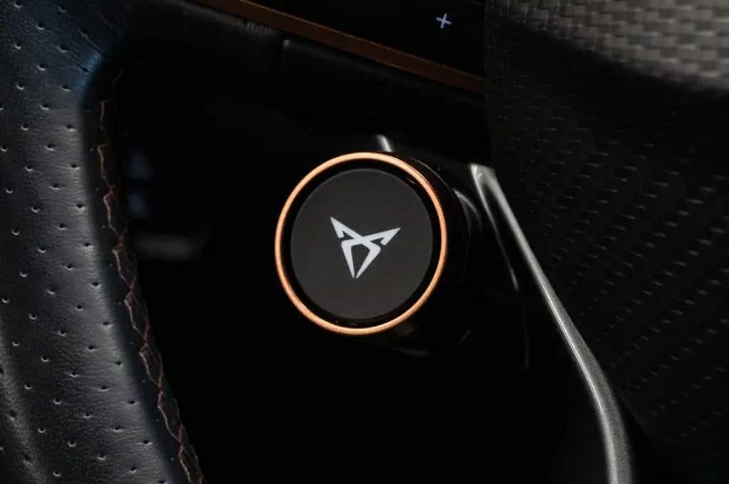 Cupra Formentor VZ5 4Drive|AKEBONO|CUPRA SITZE|BEATS 06/2022-photo-27