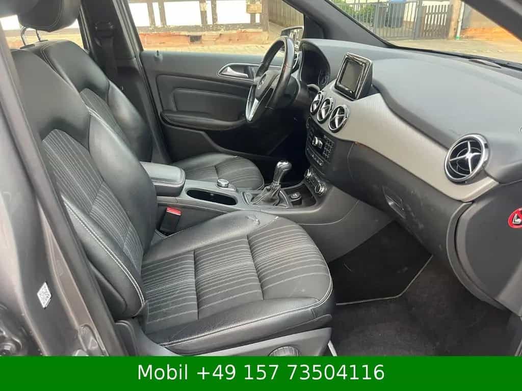 Mercedes-Benz B-Class 200 Xenon Navi S-Heft MB TÜV-Neu 01/2012-photo-12