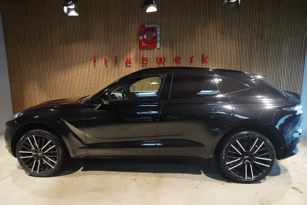 Aston Martin DBX 4.0 V8-BRD-U-frei-Schwarz/Braun-23 Zoll-9TKM 08/2024-photo-18