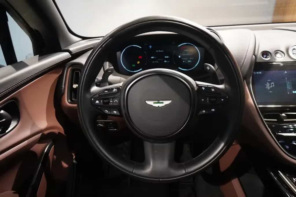 Aston Martin DBX 4.0 V8-BRD-U-frei-Schwarz/Braun-23 Zoll-9TKM 08/2024-photo-7