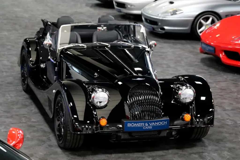Morgan Plus 6 Black over Black / Klima / NeuWertig 01/2021-photo-1
