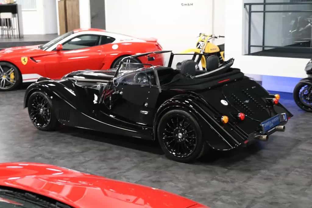 Morgan Plus 6 Black over Black / Klima / NeuWertig 01/2021-photo-3