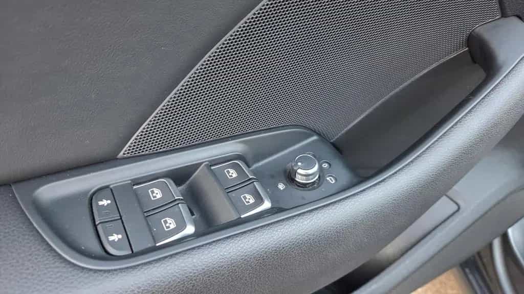 Audi A3 Sportback sport S-line *Teileder*Navi* 04/2018-photo-16