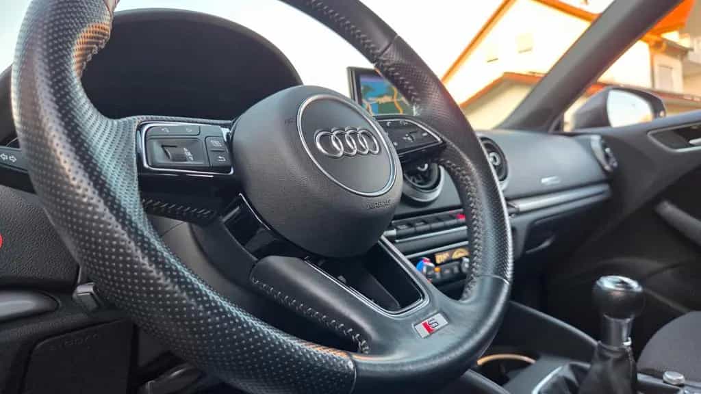 Audi A3 Sportback sport S-line *Teileder*Navi* 04/2018-photo-17