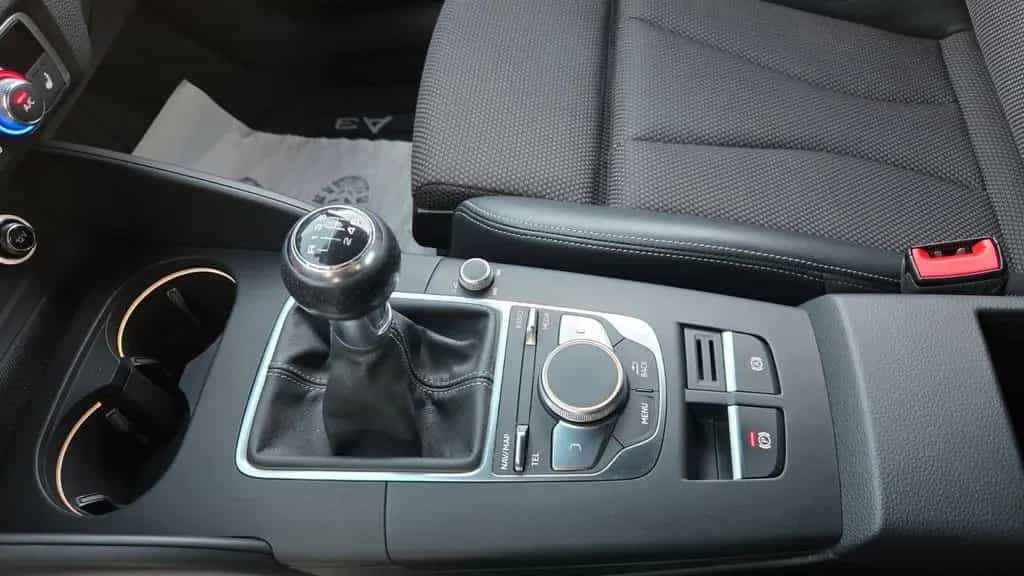 Audi A3 Sportback sport S-line *Teileder*Navi* 04/2018-photo-18