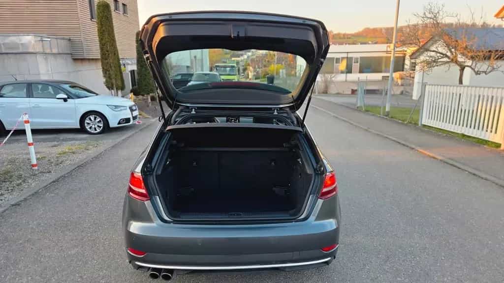 Audi A3 Sportback sport S-line *Teileder*Navi* 04/2018-photo-7