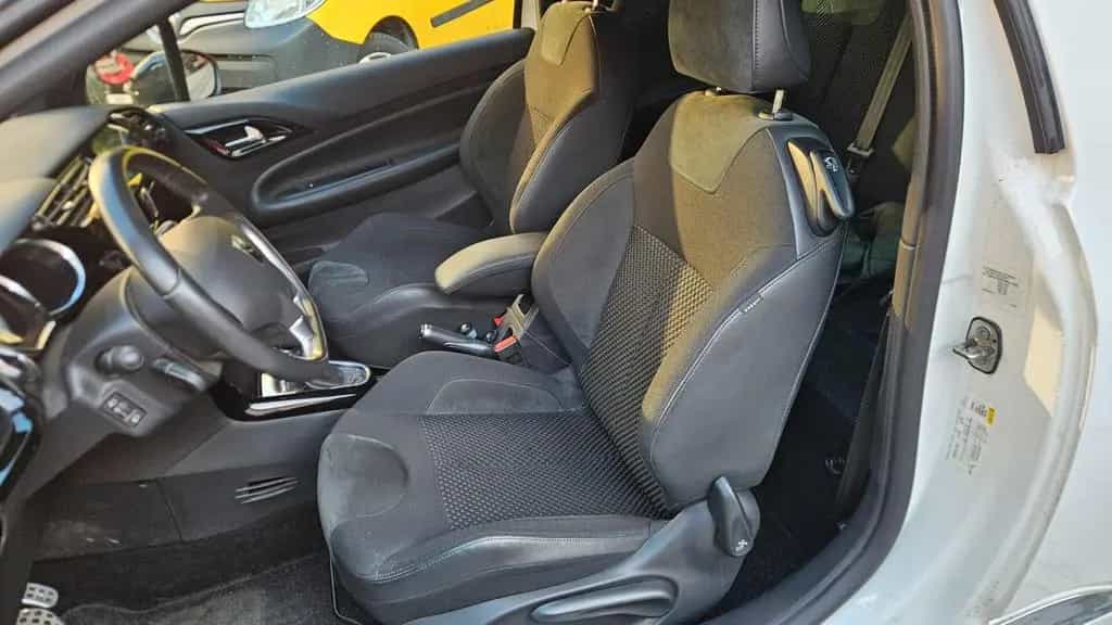 DS Automobiles DS3 Ds DS3 3 1.6 VTi 120 So Chic 06/2013-photo-5