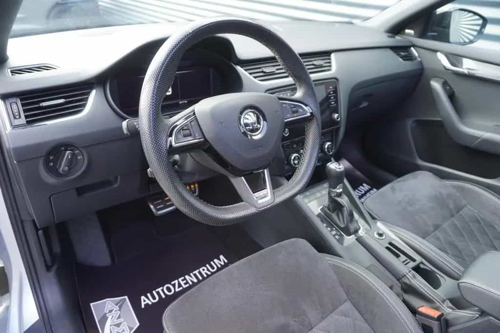 Skoda Octavia RS VIRTUAL|PANORAMA|MEMORY|ACC|LED|NAVI 05/2019-photo-12