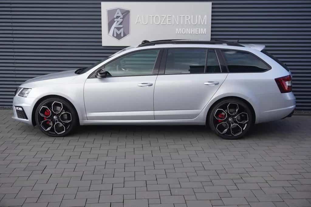 Skoda Octavia RS VIRTUAL|PANORAMA|MEMORY|ACC|LED|NAVI 05/2019-photo-3