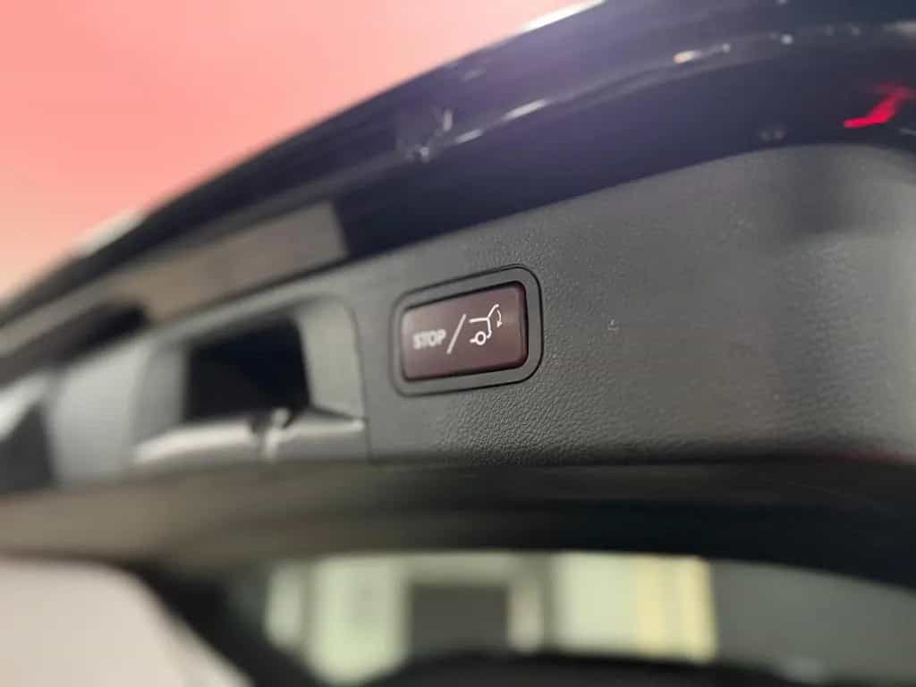 Mercedes-Benz GLC-Class 220 d 4M AMG-Line *PANO*LED*AHK*AMBIENTE*DAB 03/2019-photo-22