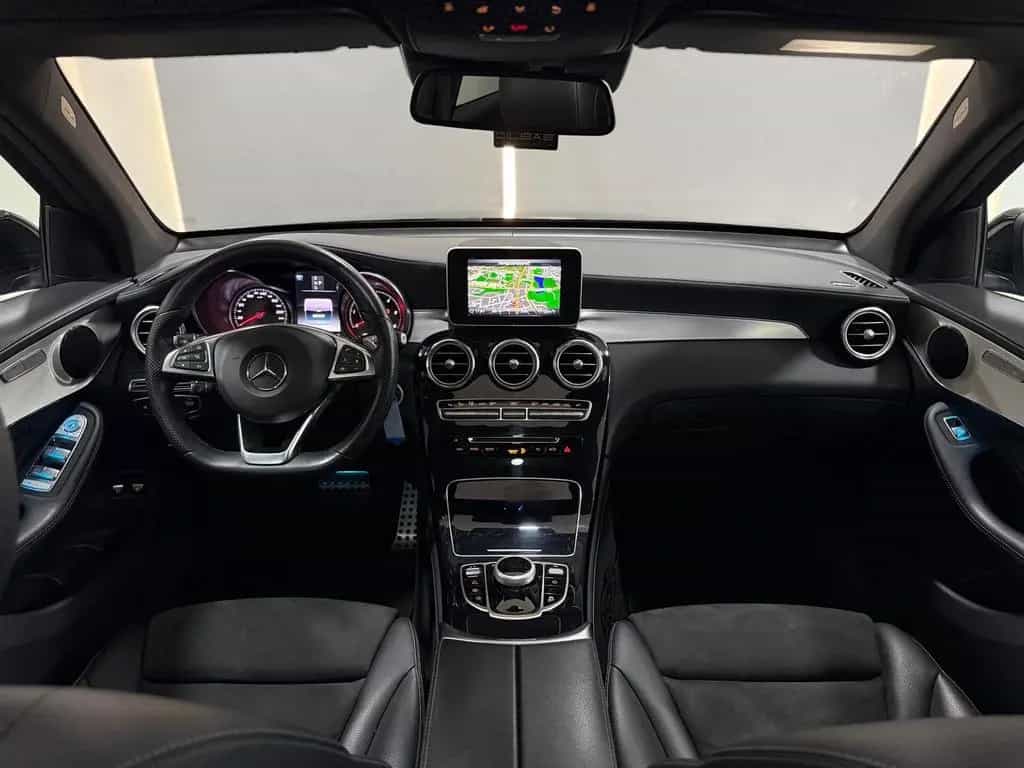 Mercedes-Benz GLC-Class 220 d 4M AMG-Line *PANO*LED*AHK*AMBIENTE*DAB 03/2019-photo-29