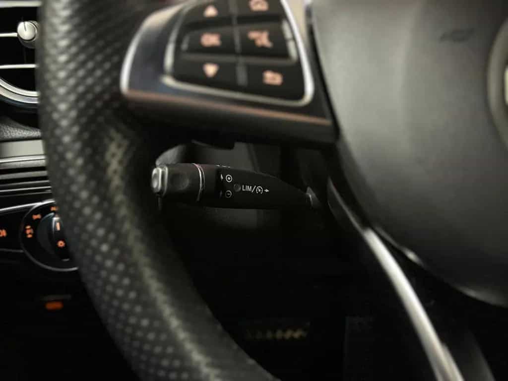 Mercedes-Benz GLC-Class 220 d 4M AMG-Line *PANO*LED*AHK*AMBIENTE*DAB 03/2019-photo-32