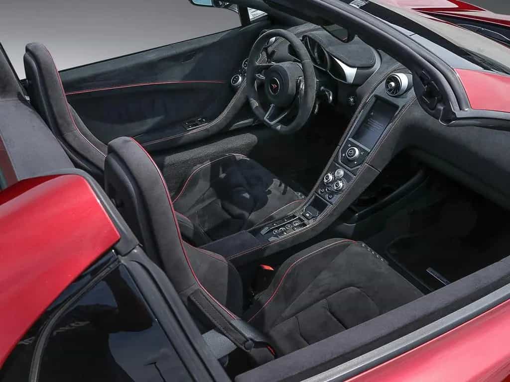 McLaren 650S Spider 10/2015-photo-18