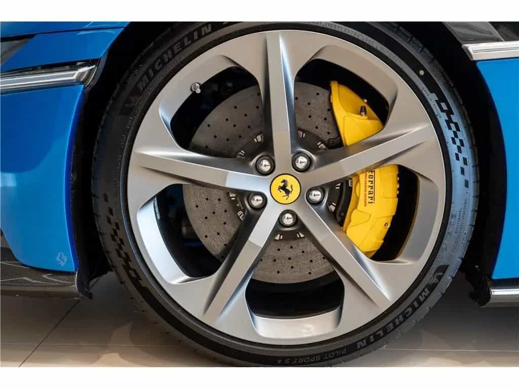 Ferrari 12 cilindri 6.5 v12 830ch - 10/2025-photo-10