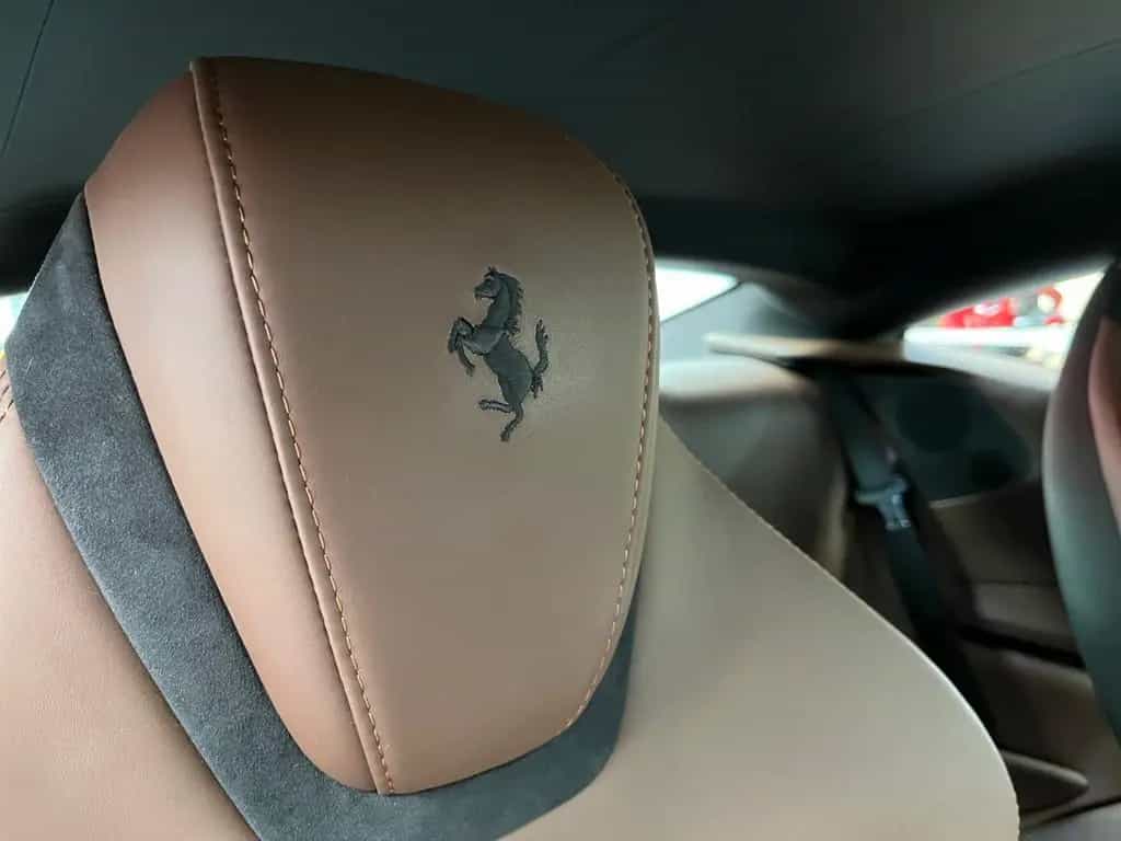 Ferrari Roma Grigio Alloy*Cioccolato*Magneride*Alcantara 04/2023-photo-13
