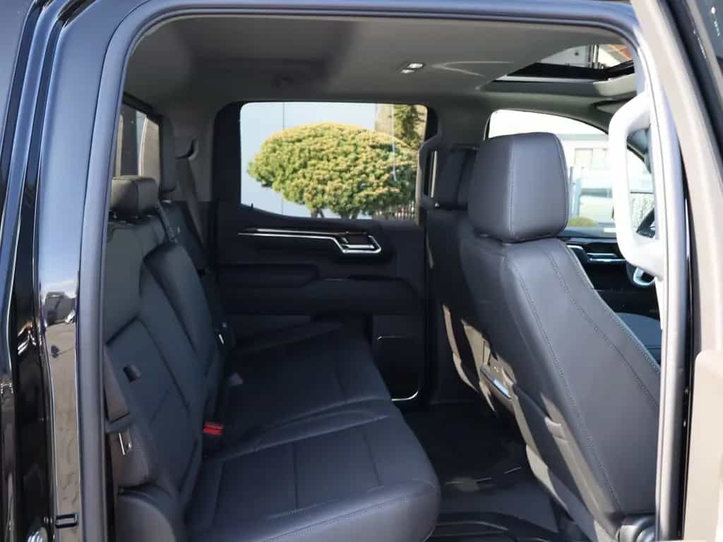 GMC Sierra 3.0d V6 CrewCab ELEVATION AHK-SHD 03/2026-photo-19
