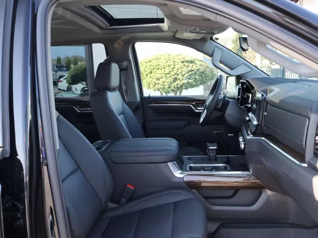 GMC Sierra 3.0d V6 CrewCab ELEVATION AHK-SHD 03/2026-photo-21