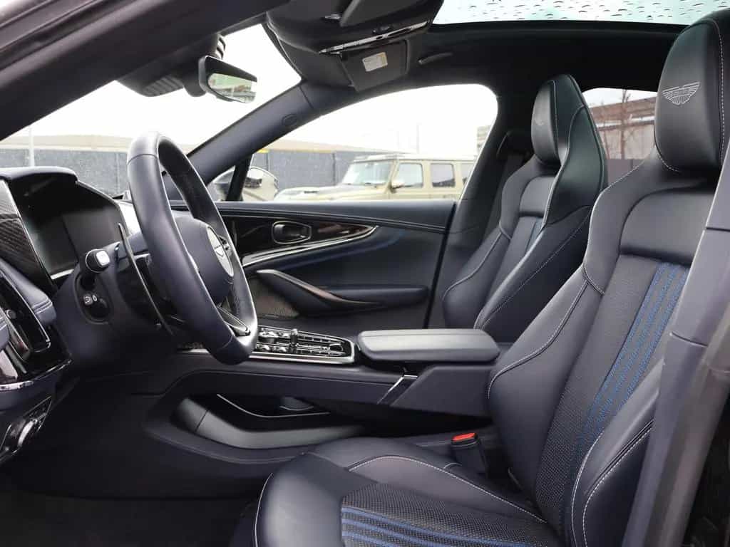 Aston Martin DBX 707 FACELIFT-Pano-B&W-ACC 05/2025-photo-17
