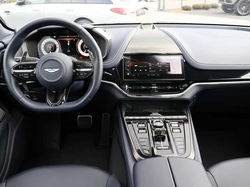 Aston Martin DBX 707 FACELIFT-Pano-B&W-ACC 05/2025-photo-22