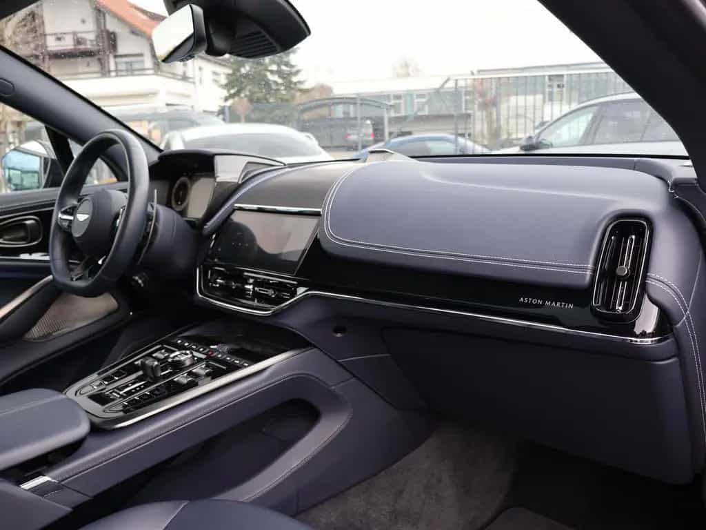 Aston Martin DBX 707 FACELIFT-Pano-B&W-ACC 05/2025-photo-28