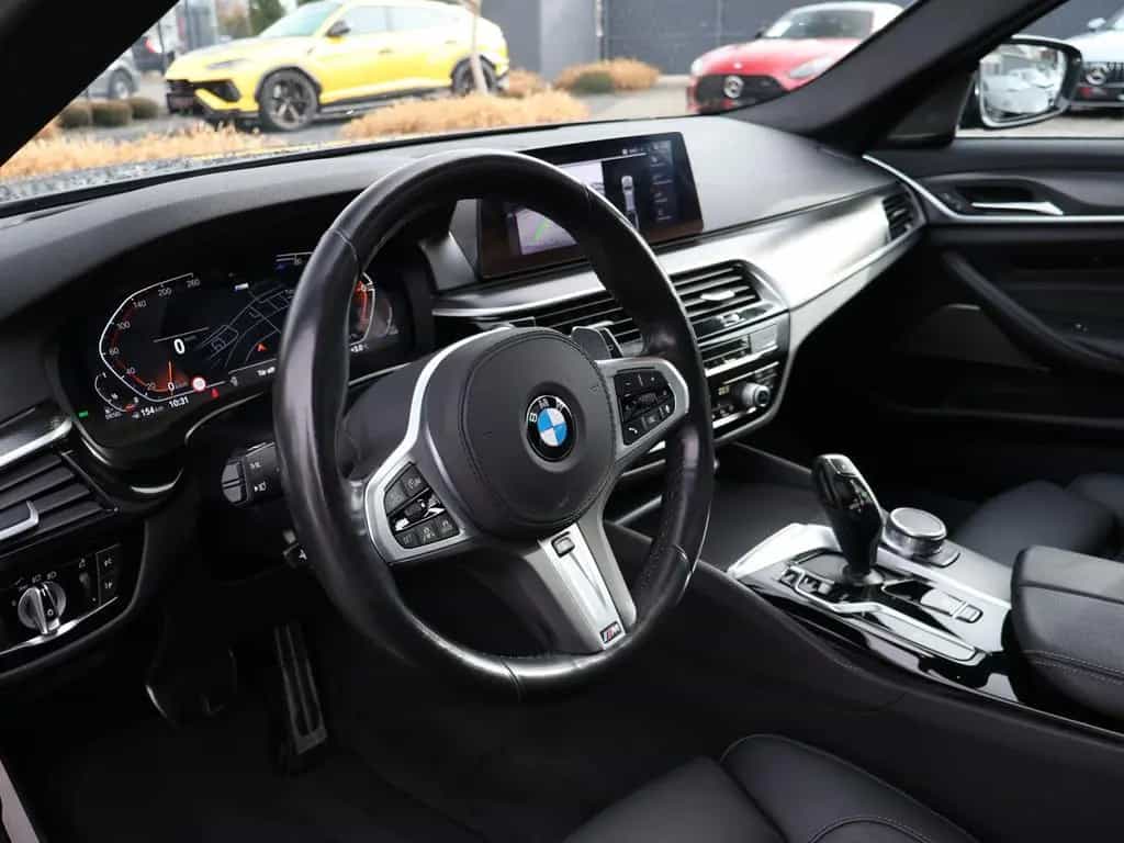 BMW 5 Series 520 d xDrive M Sport-Pano-HeadUp-AHK-Kamera 06/2021-photo-13
