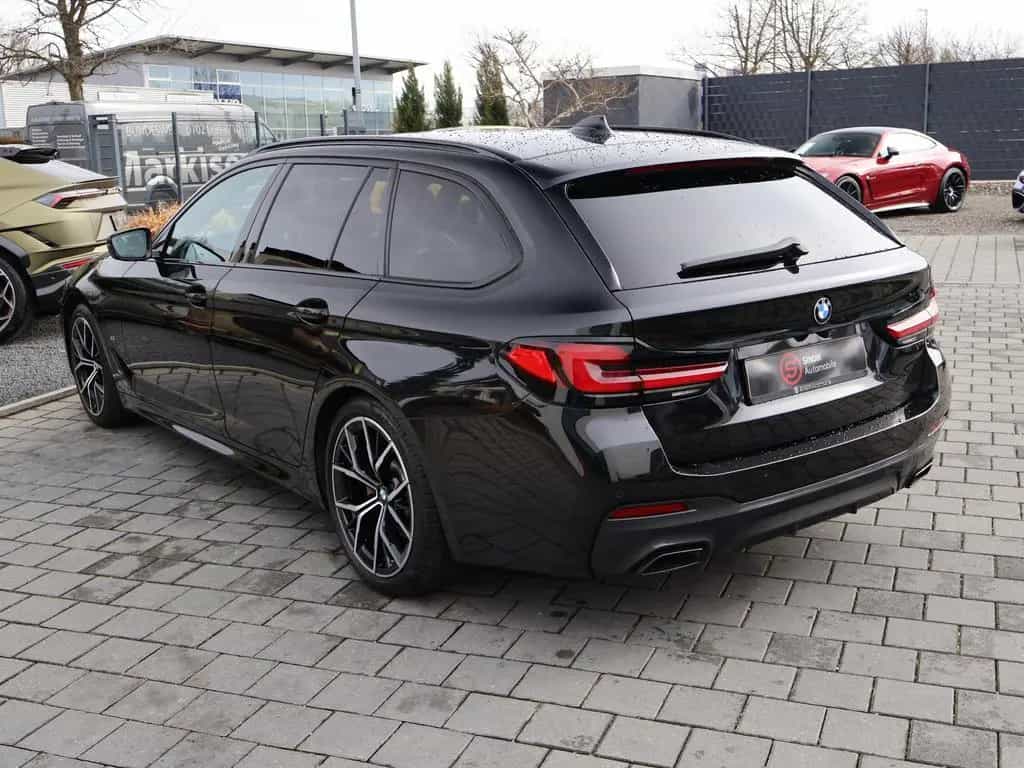 BMW 5 Series 520 d xDrive M Sport-Pano-HeadUp-AHK-Kamera 06/2021-photo-6