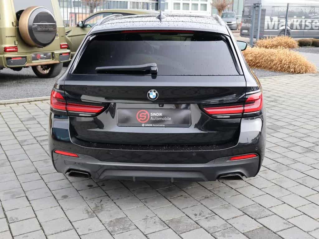 BMW 5 Series 520 d xDrive M Sport-Pano-HeadUp-AHK-Kamera 06/2021-photo-7