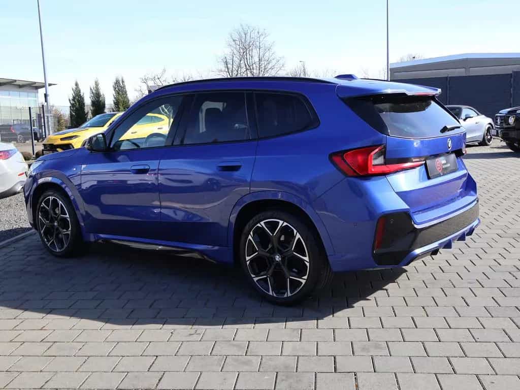 BMW X1 23d xDrive M Sport-ACC-el.AHK-Kamera-Widescr. 02/2023-photo-5