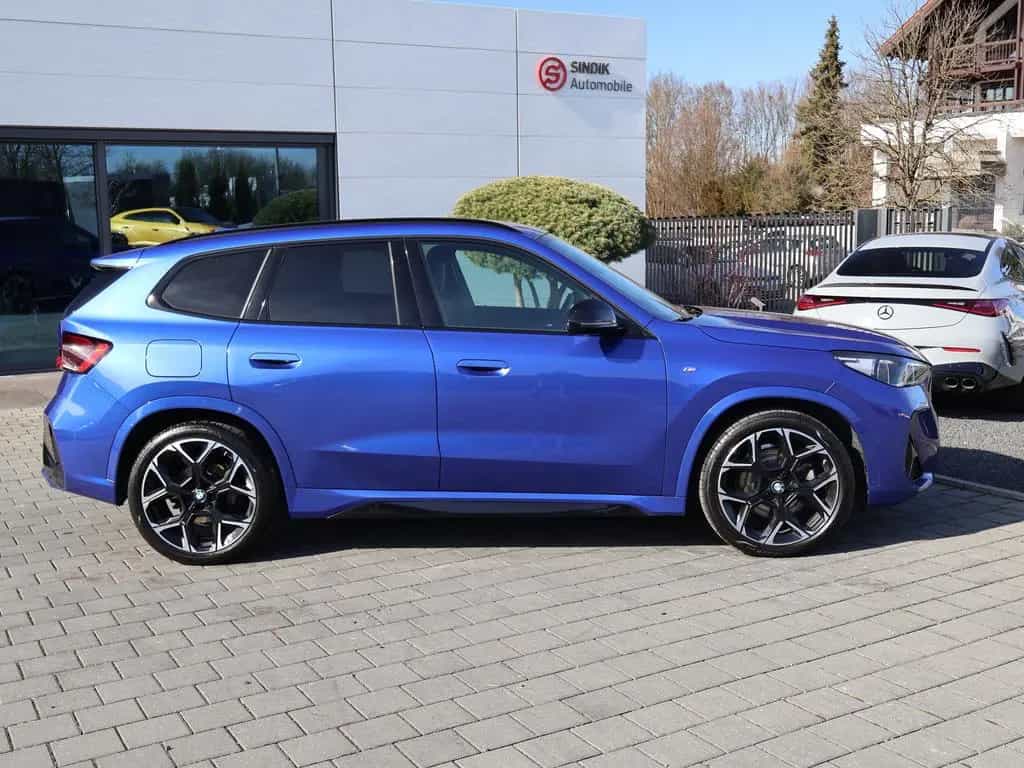 BMW X1 23d xDrive M Sport-ACC-el.AHK-Kamera-Widescr. 02/2023-photo-9