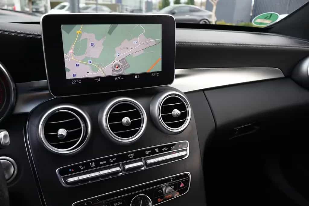 Mercedes-Benz C 250 T AMG Airmatic-Standhzg-360°Kamera-COMAND 08/2016-photo-14