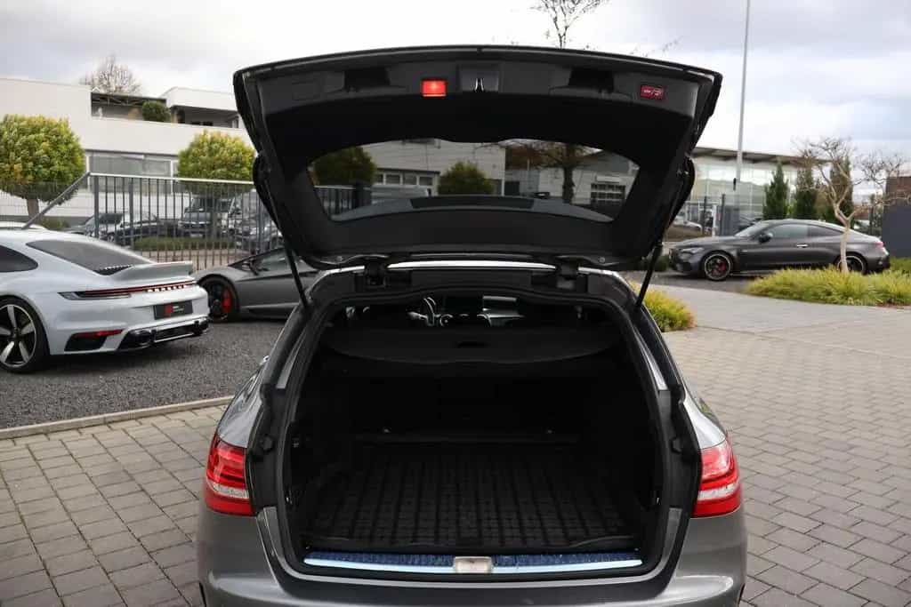 Mercedes-Benz C 250 T AMG Airmatic-Standhzg-360°Kamera-COMAND 08/2016-photo-21
