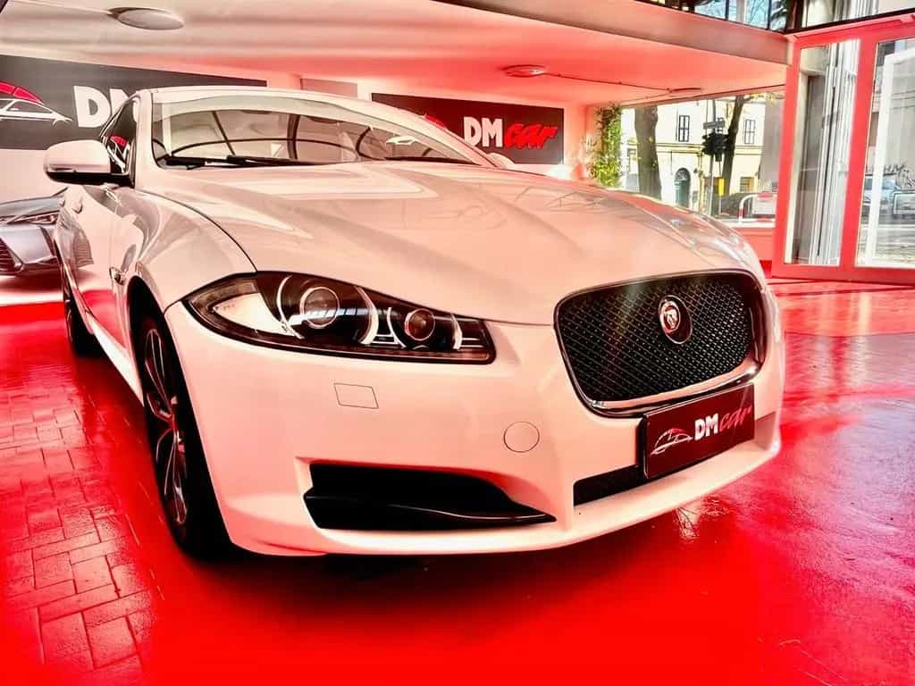 Jaguar XF XF 2,2 D LUXURY 190CV PELLE TOTALE NAVIGA 05/2012-photo-1