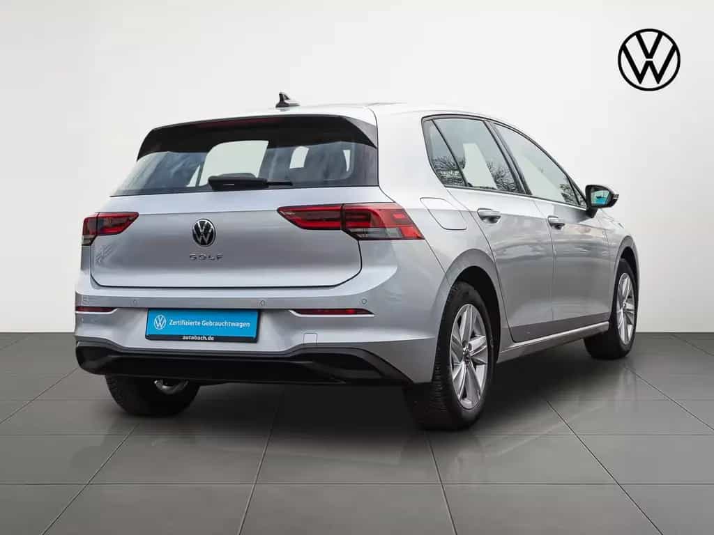 Volkswagen Golf VIII Life 1.5TSI Navi LED ACC CarPlay EPH 04/2020-photo-3