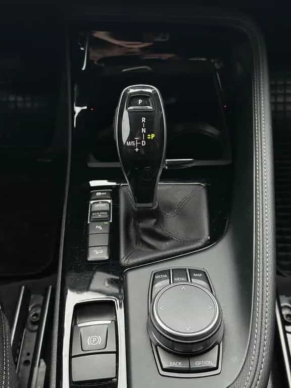 BMW X1 xDrive20d Sport Line HUD LED AHK Automatik 05/2018-photo-6