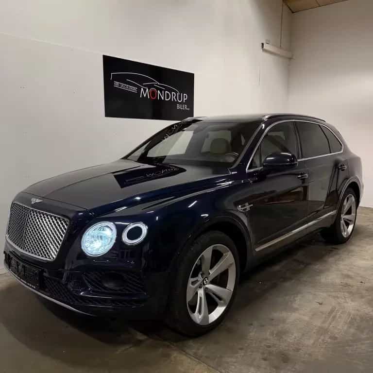 Bentley Bentayga 6.0 W12 4WD Autom. 53900 net 11/2016-photo-0