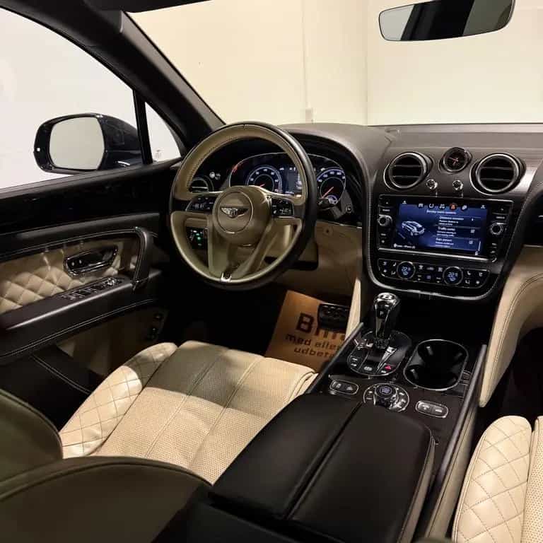 Bentley Bentayga 6.0 W12 4WD Autom. 53900 net 11/2016-photo-13