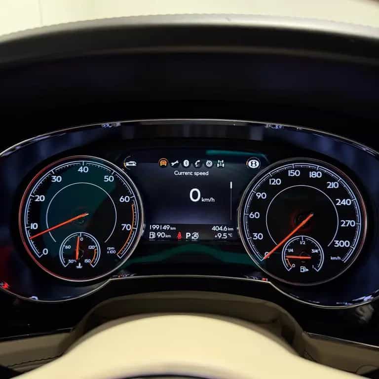 Bentley Bentayga 6.0 W12 4WD Autom. 53900 net 11/2016-photo-18